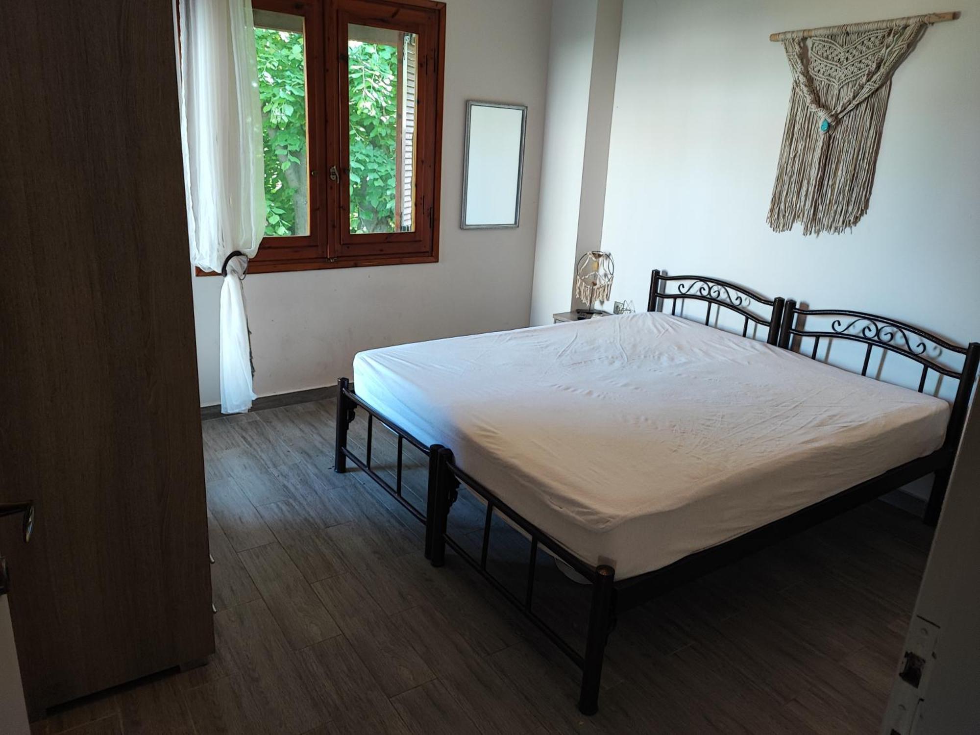 Stone House With Seaview Apartment เนอาโปติไดอา ภายนอก รูปภาพ