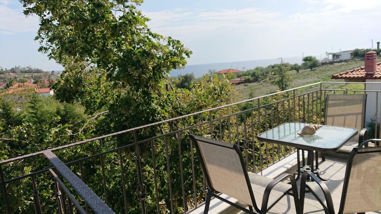 Stone House With Seaview Apartment เนอาโปติไดอา ภายนอก รูปภาพ