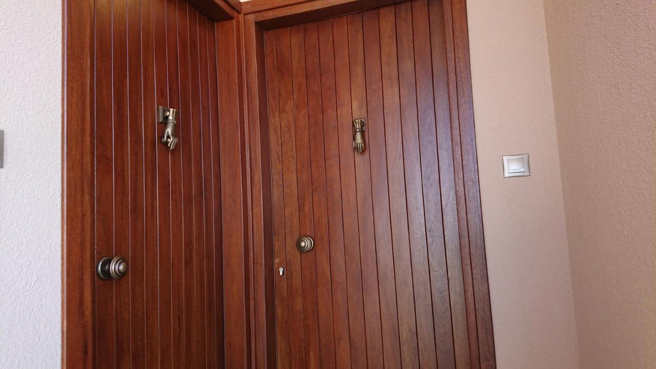 Stone House With Seaview Apartment เนอาโปติไดอา ภายนอก รูปภาพ